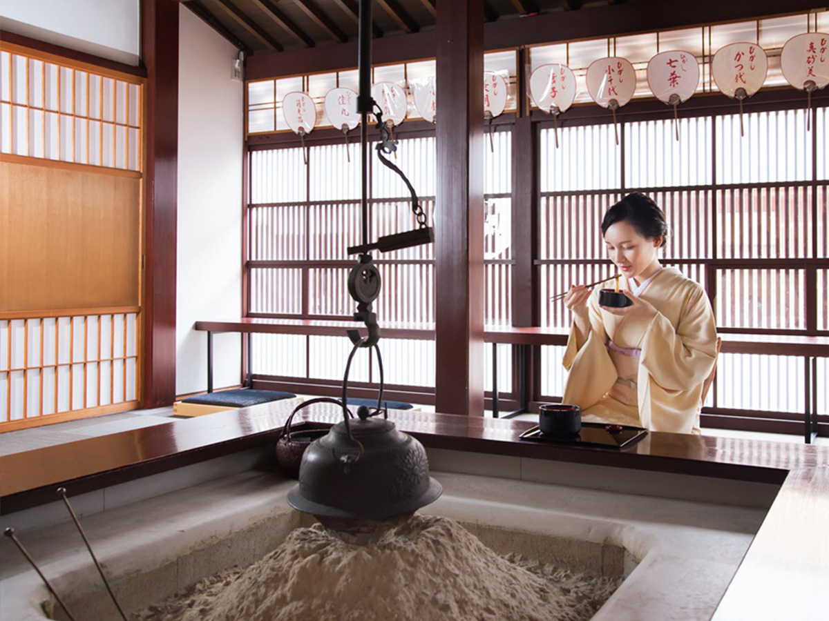 Coffee shop in Higashi Chaya district