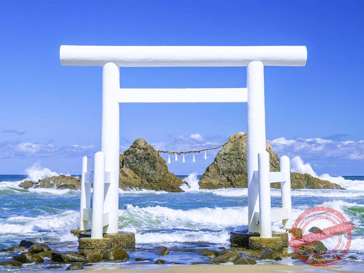 Futamigaura Torii & Couple Stone