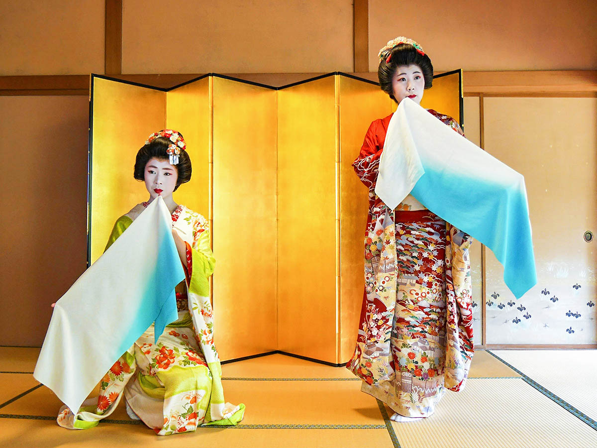 ● Maiko show (1)